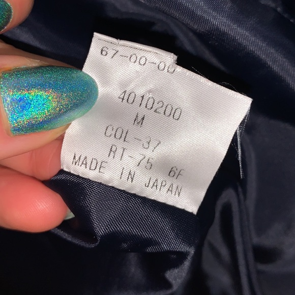 Iridescent Shimmer Velour Crop Blazer - Picture 4 of 5